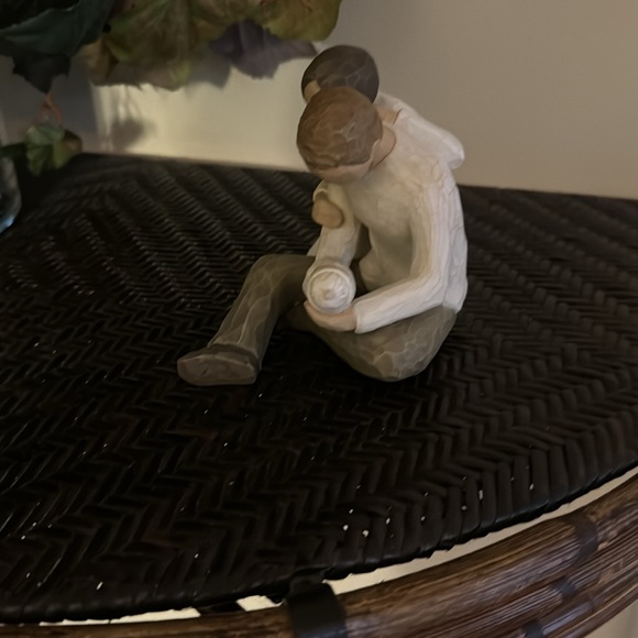 Willow Tree new life sculpture.  Pre owned - Picture 2 of 5